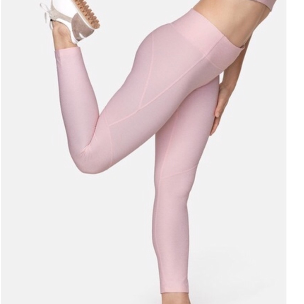 Outdoor Voices 3/4 Legging in Ballet, size M. NEW